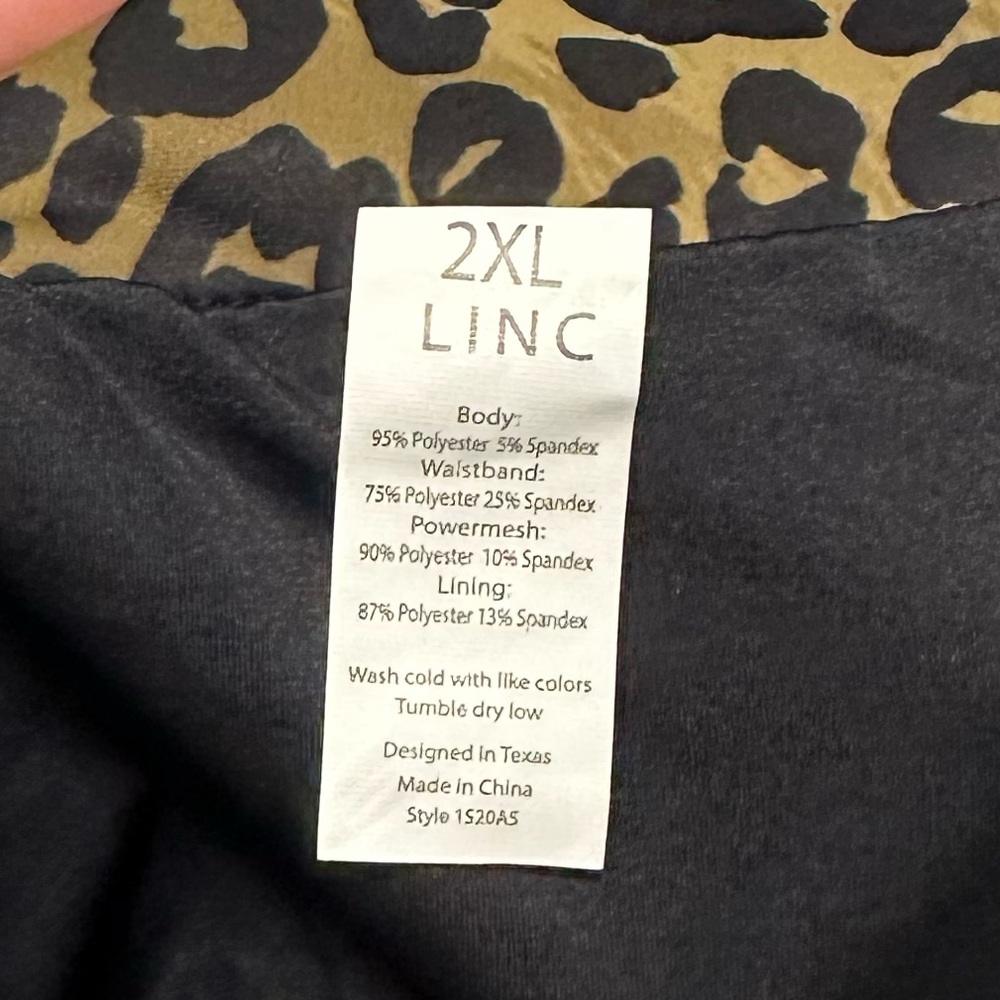 LINC ACTIVE SHORTS - Picture 5 of 9